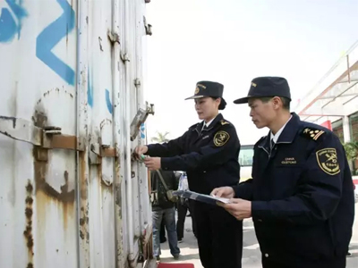 Headline: Merchants and Sinotrans deepen the restructuring, breaking 760 billion revenue in five years; the State Council of the New Deal, the nine inland logistics boosting economic development; Guangdong and Hong Kong Customs implementation of the "