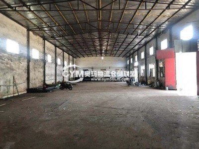 第3個(gè)倉(cāng)庫(kù)為鋼架結(jié)構(gòu)的內(nèi)景圖